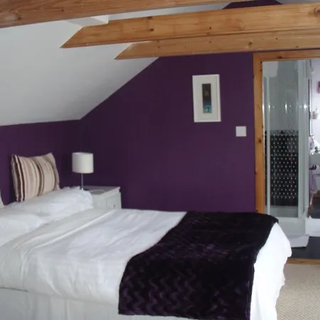 Bed and Breakfast View 4*